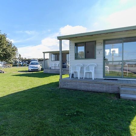 Grumpy'S Kiwi Holiday Park Geraldine Exterior photo