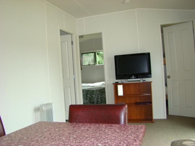 Grumpy'S Kiwi Holiday Park Geraldine Exterior photo